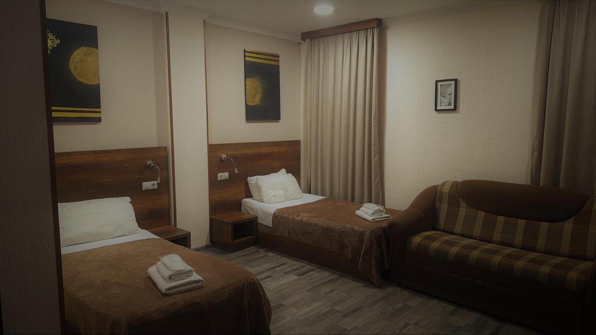 Hotel Georgian Kutaisi Eksteriør bilde